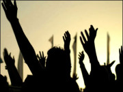 حکومت اور عوام کے درمیان بڑھتے فاصلے