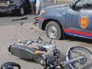 کراچی میں عائشہ منزل پُل پر ڈمپر نے دو افراد کو کچل ڈالا