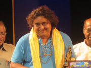 بھارت کے ایک اور مشہور اداکار نے خودکشی کرلی