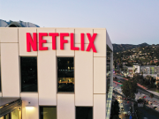 سبسکرپشن میں کمی نیٹ فلکس نے مزید 300 ملازمین فارغ کرڈالے