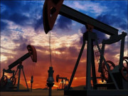 عالمی مارکیٹ میں خام تیل کی قیمت میں 6 ڈالر بیرل تک کمی