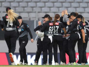 کیوی خواتین کرکٹرز اب مینز ٹیم کے برابر مراعات لیں گی