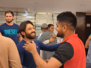 کولمبو سرفراز احمد کی امامت میں قومی ٹیم کی نمازِ عید کی ادائیگی