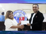 سرکاری ملازم کام کے دوران مسکرائیں ورنہ جرمانہ ہوگا فلپائنی میئر