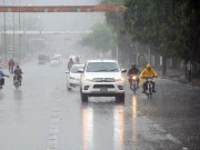 کراچی کے مختلف علاقوں میں ہلکی اورتیز بارش