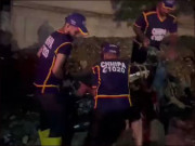 کراچی نالے میں بہہ جانے والے ننھے بچے کی تلاش تاحال جاری