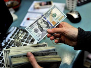 انٹربینک مارکیٹ میں ڈالر 224 روپے سے بھی تجاوز کرگیا