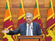 سری لنکن صدر کا آئی ایم ایف سے مذاکرات اور قومی حکومت کی تشکیل کا فیصلہ