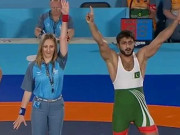 کامن ویلتھ گیمز پاکستانی ریسلر شریف طاہر کی فائنل تک رسائی