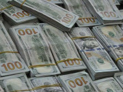 اوپن مارکیٹ میں ڈالر کی قدر میں 4 روپے کا اضافہ