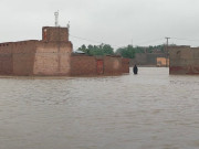 شہر کو سیلاب لے گیا