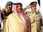 بحرین کے شاہ شیخ حمد بن عیسیٰ کا جی ایچ کیو کا دورہ وزیراعظم نے استقبال کیا