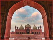 بادشاہی مسجد  عظیم تاریخی عمارت مناسب دیکھ بھال سے محروم