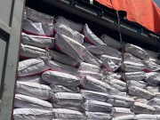 رینجرز اور کسٹمز کی جوڑیا بازار میں کارروائی؛ بھاری مقدار میں اسمگل شدہ اشیا برآمد