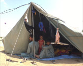 کراچی میں قائم خیمہ بستی میں سیلاب متاثرین کی آمد کا آغاز