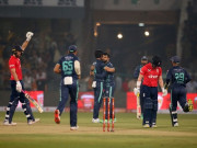 پاک انگلینڈ ٹی ٹوئنٹی سیریز مینجمنٹ کیلئے کئی سوال چھوڑ گئی