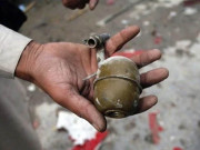 پشاور میں اینٹی کار لفٹنگ سیل کے واچ ٹاور پر دستی بموں سے حملہ