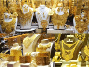 سونے کی فی تولہ قیمت میں 1800 روپے کا اضافہ