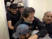 ایف آئی آر میں تین اہم شخصیات کے ناموں پر پی ٹی آئی اور پرویز الہیٰ میں ڈیڈ لاک