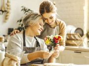 ساس اپنی بہو کی خدمت نہیں کرسکتی