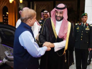 وزیراعظم کی سعودی ولی عہد سے ملاقات شراکت داری کو تقویت دینے کا عزم