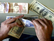 ڈالر کے مقابلے میں روپے کی قدر برقرار   