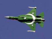 بحرین میں ایئر شوجے ایف 17لڑاکا طیارہ توجہ کا مرکز بنا رہا
