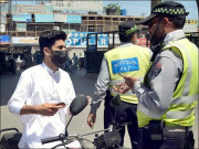 پشاور میں ایک ماہ کے دوران 23 ہزار موٹر سائیکل سواروں کے چالان