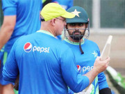 پاکستان ٹیم کیلیے غیر ملکی کوچز پر انحصار مہنگا پڑرہا ہے میانداد