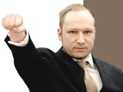 77 افراد کے قاتل کا مطالبہ