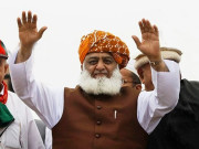 عام انتخابات مقررہ وقت سے ایک سال آگے بھی جاسکتے ہیں فضل الرحمان