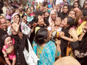 سانحہ کراچی جاں بحق افراد کے لواحقین کو 3 3لاکھ روپے گھر سرکاری ملازمت دینے کا اعلان 