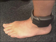 سندھ میں عادی مجرموں کو برقی کڑا لگانے کا فیصلہ