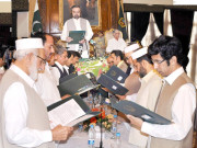 کے پی کے کابینہ میں توسیعمیرٹ یا سیاسی مجبوریاں