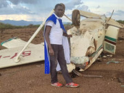 اولمپکس 800 میٹر کے ڈبل چیمپئن جہاز کریش میں بال بال بچ گئے