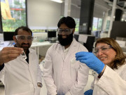 پاکستانی آسٹریلوی ماہرین  نے خردبینی پلاسٹک جذب کرنے والا مقناطیسی پاؤڈر بنالیا