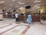 لاہور ایئرپورٹ پر خواتین مسافروں اور کسٹم اہلکاروں میں ہاتھا پائی،  ویڈیو بھی سامنے آگئی