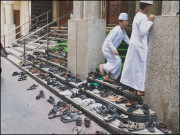 مساجد میں چوری کی وارداتیں وجہ کیا ہے