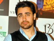 دوسروں کی نسبت فلم کاکم معاوضہ لیتا ہوںعمران خان 