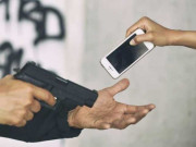 کراچی کے طلبہ نے اسٹریٹ کرائمز کا حل پیش کردیا