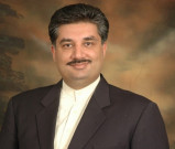 ایران سے تجارت میں حائل رکاوٹوں کا جائزہ لے رہے ہیں خرم دستگیر  