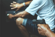 میمن گوٹھ  میں قائم 3 ایگریکلچر فارمز پر ڈکیتی کی بڑی واردات