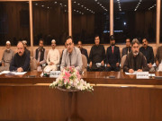 پی اے سی نے ریٹائرڈ ججز اور جنرلز کو ملنے والی مراعات کا ریکارڈ طلب کرلیا