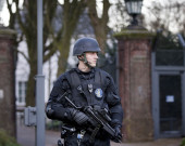 یوکرین کا روس کے حامی مسلح افراد کیخلاف آپریشن شروع 