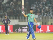 نوجوان بیٹر عثمان خان نے اپنی سینچری کا کریڈٹ کس کو دیا