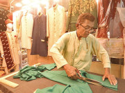 بڑھتی مہنگائی مردانہ قمیص شلوار سلائی کی اجرت 1500 لی جانے لگی