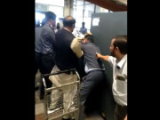 لاہور ائرپورٹ پر سی اے اے اور ایف آئی اے میں لڑائی مار کٹائی