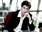 وشال گاندھی ناظرین کی توجہ حاصل ناقدین کا دل جیتنا باقی