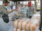 بدلتے وقت کے ساتھ بن کباب کی تیاری میں بھی جدت آگئی