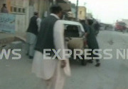 چارسدہ میں پولیس وین پر بم حملہ    